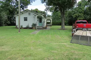 363 W Santa Fe St, Conroe, TX 77301 - Photo 1