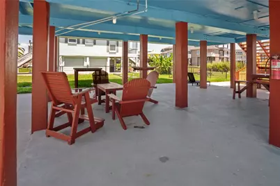 1984 Matt Drive, Crystal Beach, TX 77650 - Photo 5