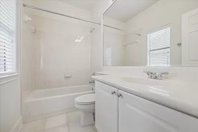 2422 Dorrington Street #B, Houston, TX 77030 - Photo 17