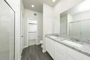 3878 Avalon Ln, Conroe, TX 77301 - Photo 11