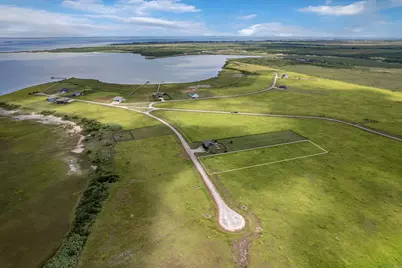117 Sunset Way, Port Lavaca, TX 77979 - Photo 9