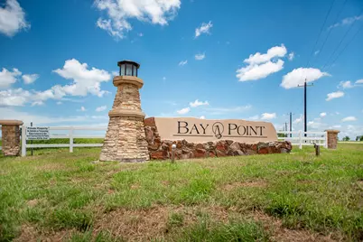 117 Sunset Way, Port Lavaca, TX 77979 - Photo 1