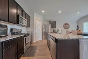 3923 Hawaiian Ct, Baytown, TX 77521 - Photo 1