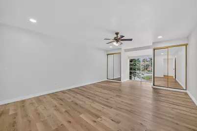 12633 Memorial Drive #216, Houston, TX 77024 - Photo 33