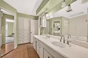 219 Essex Pl, Stafford, TX 77477 - Photo 27