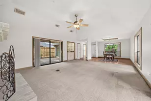 219 Essex Pl, Stafford, TX 77477 - Photo 19