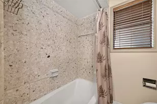 219 Essex Pl, Stafford, TX 77477 - Photo 33