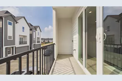 602 Skyland Terrace Way, Houston, TX 77009 - Photo 19