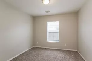 21106 Wortham Oaks Dr, Humble, TX 77338 - Photo 9
