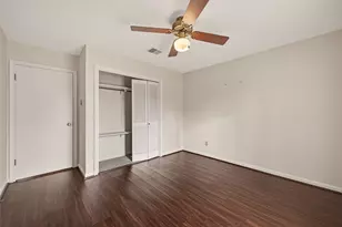 206 Briar Hill Dr, Houston, TX 77042 - Photo 29