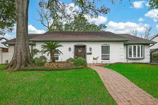 206 Briar Hill Dr, Houston, TX 77042 - Photo 1