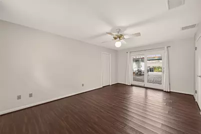 206 Briar Hill Drive, Houston, TX 77042 - Photo 35