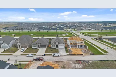 3921 Sterling Springs Lane, League City, TX 77573 - Photo 17