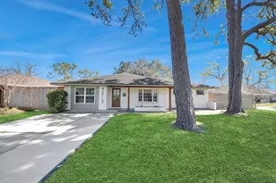 4218 T C Jester Blvd, Houston, TX 77018 - Photo 19