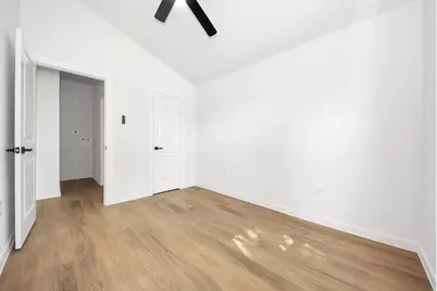 4218 T C Jester Blvd, Houston, TX 77018 - Photo 39