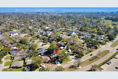 4218 T C Jester Blvd, Houston, TX 77018 - Photo 11