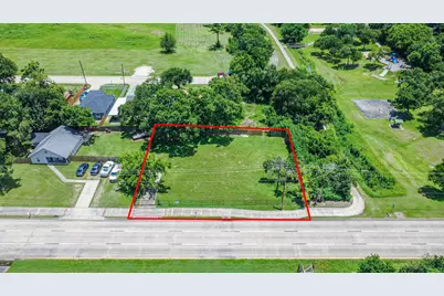 302 N Highway 146, Baytown, TX 77520 - Photo 1