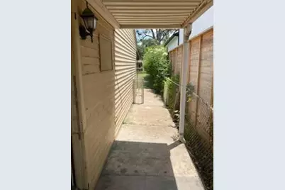 6625 Saxet Street, Houston, TX 77055 - Photo 31