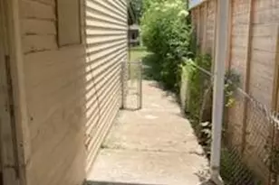 6625 Saxet St, Houston, TX 77055 - Photo 31