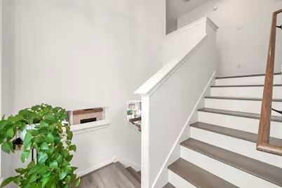 246 N Walden Elms Circle, The Woodlands, TX 77382 - Photo 5