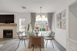 246 N Walden Elms Cir, The Woodlands, TX 77382 - Photo 17