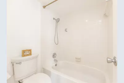 2120 Wilcrest Drive #107, Houston, TX 77042 - Photo 21