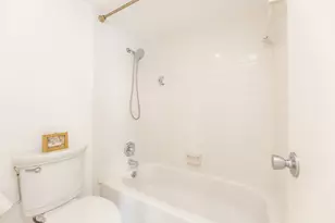 2120 Wilcrest Dr, Houston, TX 77042 - Photo 21