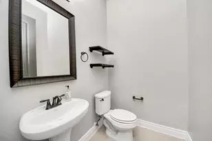 9422 Brannok Ln, Tomball, TX 77375 - Photo 17