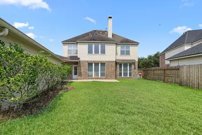2309 Echo Harbor Drive, Pearland, TX 77584 - Photo 9