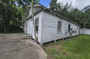 203 Cedar Circle, Daisetta, TX 77357 - Photo 1