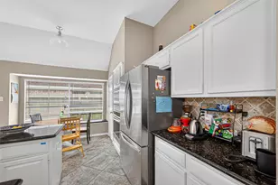 14015 Loch Creek Ct Ct, Houston, TX 77062 - Photo 17