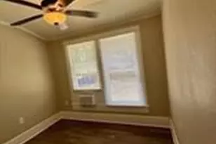 1403 14th St, Huntsville, TX 77340 - Photo 5