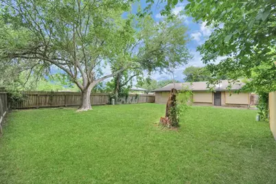 4803 Beechaven Street, Houston, TX 77053 - Photo 27