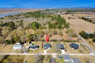 118 Nelson Rd, Anahuac, TX 77514 - Photo 3