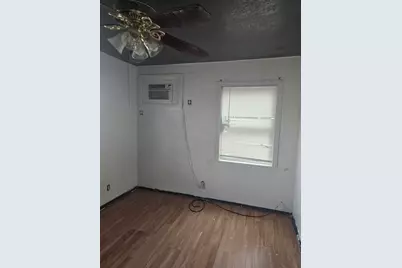 174 Oak Valley Drive, San Antonio, TX 78227 - Photo 5