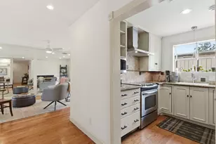 1918 Vassar St, Houston, TX 77098 - Photo 11