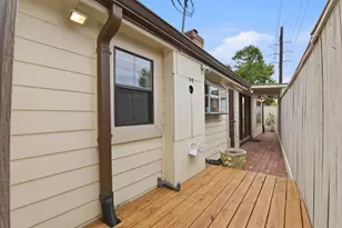 1918 Vassar St, Houston, TX 77098 - Photo 35