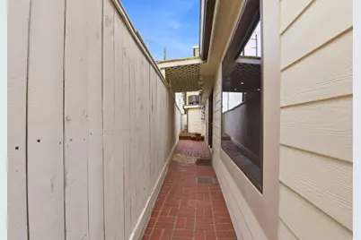 1918 Vassar Street, Houston, TX 77098 - Photo 33