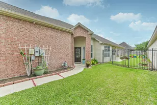 2409 Ameno Dr, Pearland, TX 77581 - Photo 3