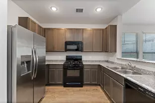 25587 Blossom Ct, Montgomery, TX 77316 - Photo 11