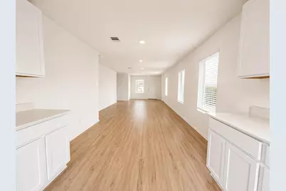 1515 Las Cuevas Drive, Conroe, TX 77301 - Photo 7