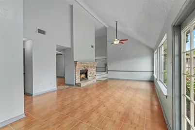 1513 Beaconshire Road, Houston, TX 77077 - Photo 7