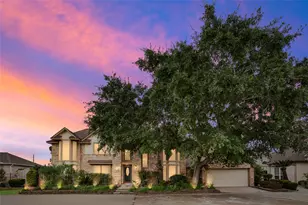 1513 Beaconshire Rd, Houston, TX 77077 - Photo 5
