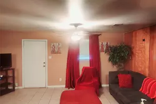 6762 Glen Rock Dr, Houston, TX 77087 - Photo 5