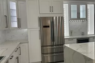 840 Threadneedle St, Houston, TX 77079 - Photo 7