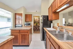 15938 Mission Village Dr, Houston, TX 77083 - Photo 17