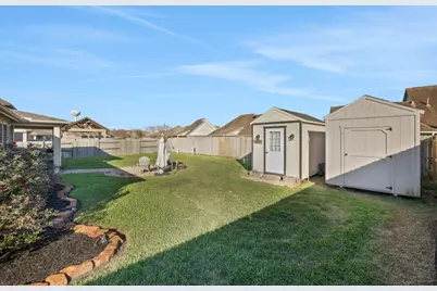 11706 Champions Gate Drive, Mont Belvieu, TX 77535 - Photo 3