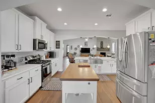 11706 Champions Gate Dr, Mont Belvieu, TX 77535 - Photo 15