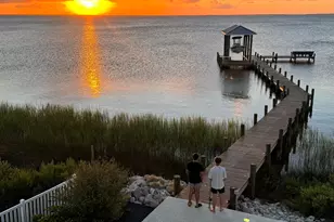 3935 Evening Primrose Dr, Galveston, TX 77554 - Photo 3