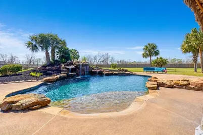 2203 Lomax, La Porte, TX 77571 - Photo 29